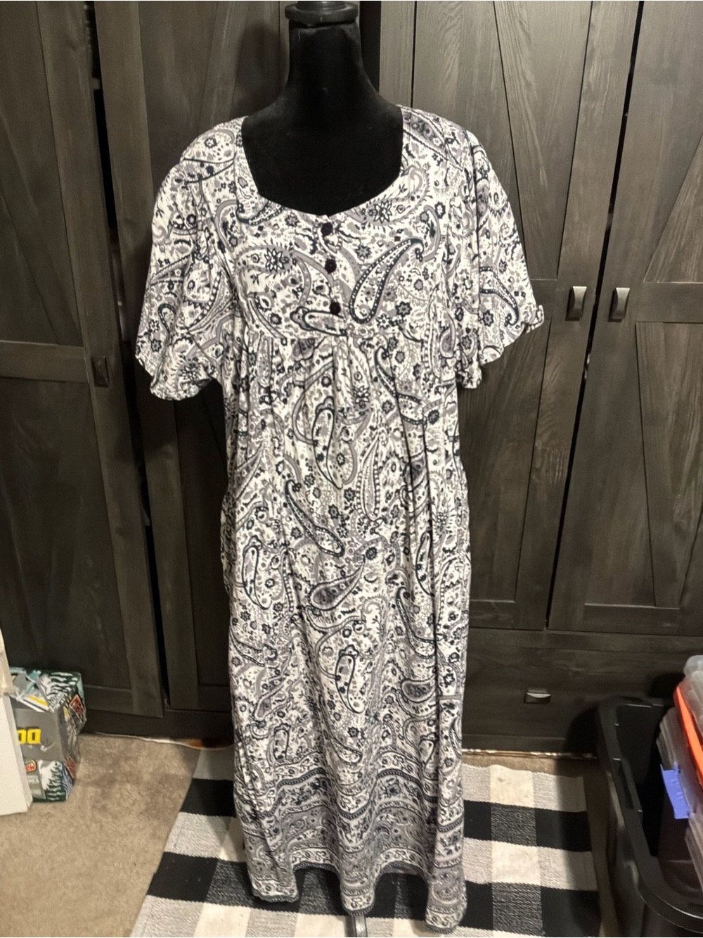 Women's White and Navy Paisley Maxi Dress with Short Sleeves